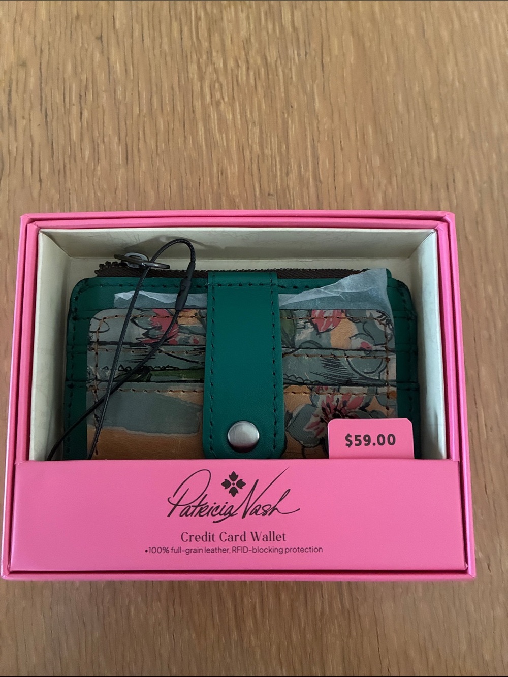 NWT Patricia Nash Leather Credit Card Wallet